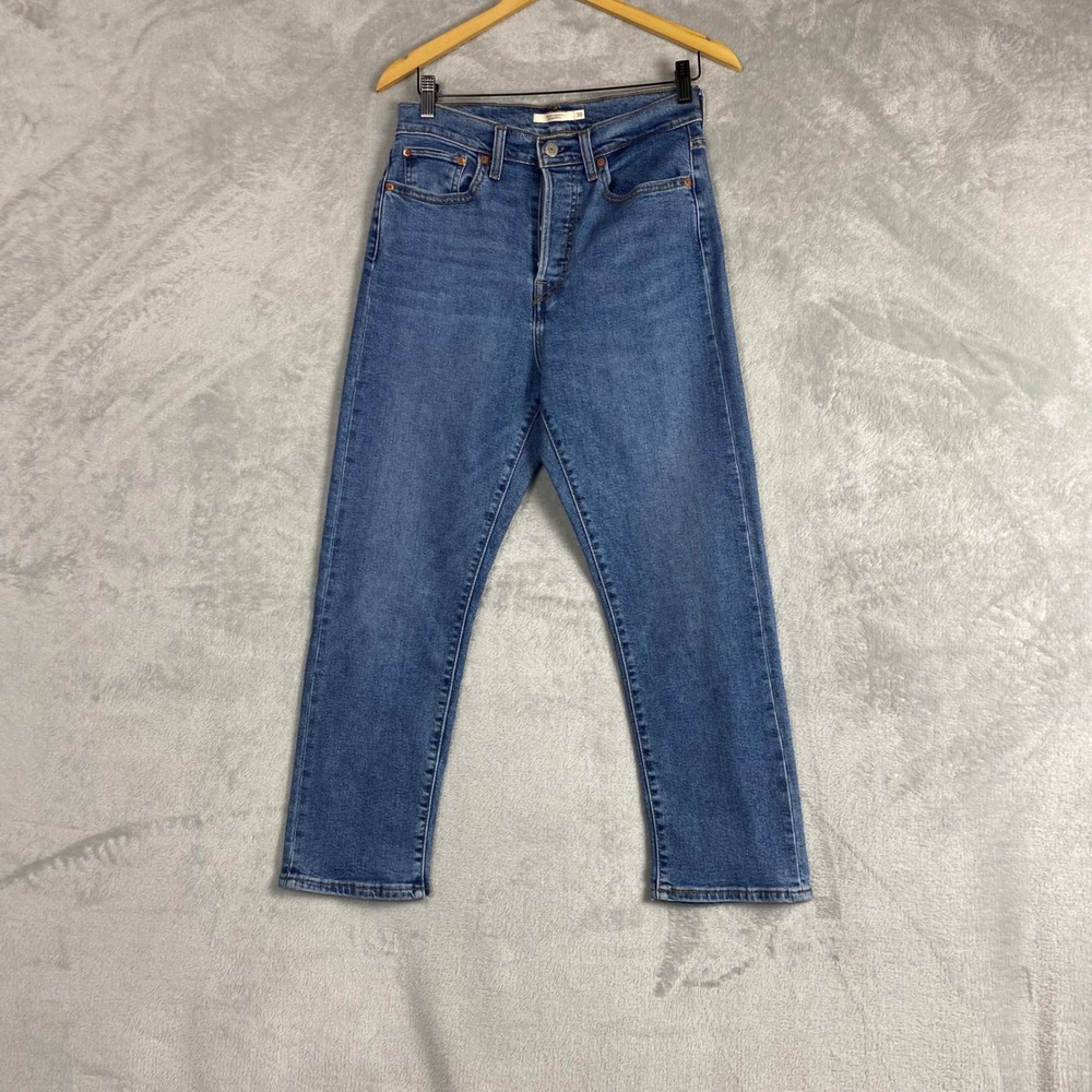 Levis Wedgie Straight High Rise Button Fly Medium Wash Blue Denim Jeans Size 30